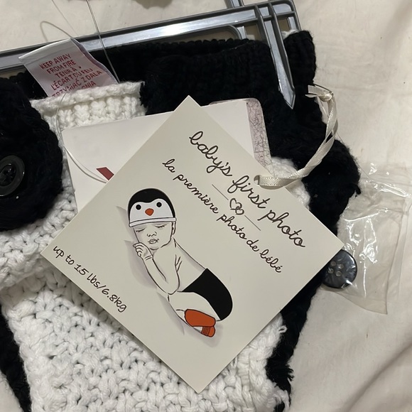 BABY’s FIRST PHOTO SHOOT. Penguin outfit up to 15lbs. So adorable. - Picture 4 of 5